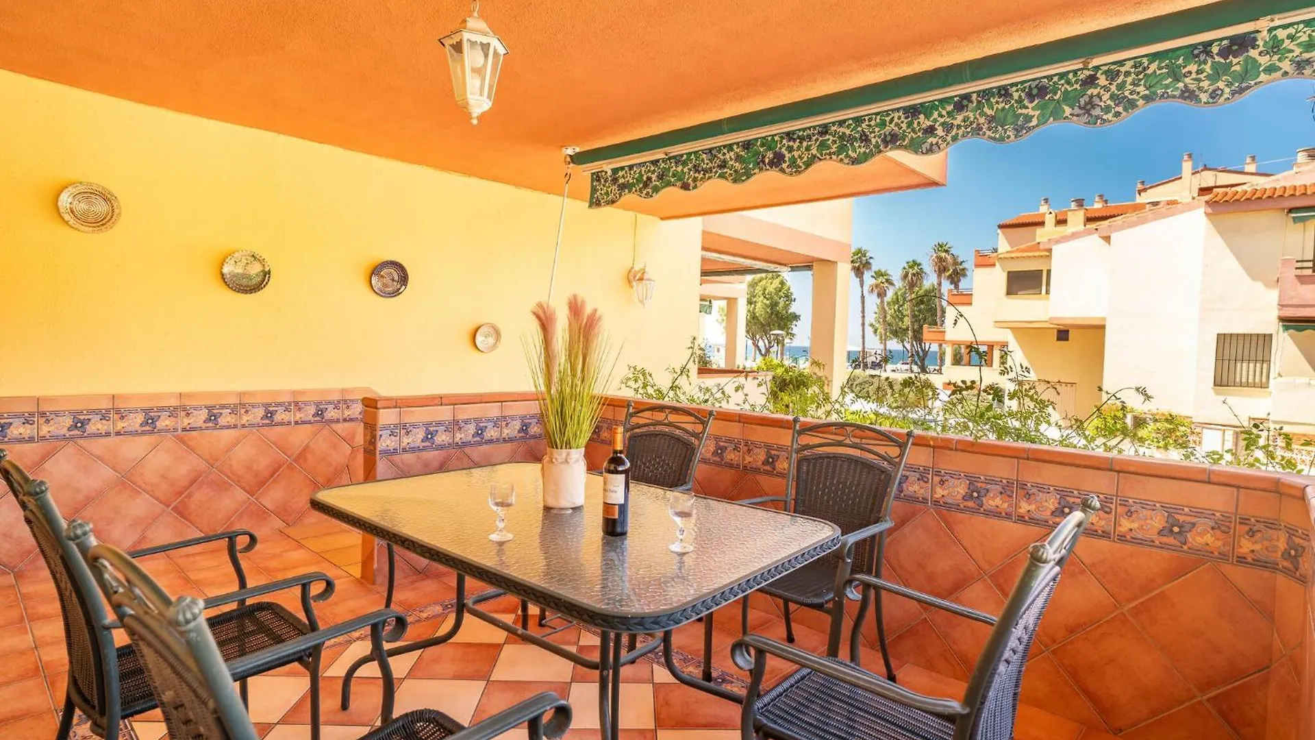 4 Bedroom Awesome Home In Salobreña Casa vacanze
